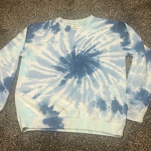 Blue tie dye crew neck sweatshirt